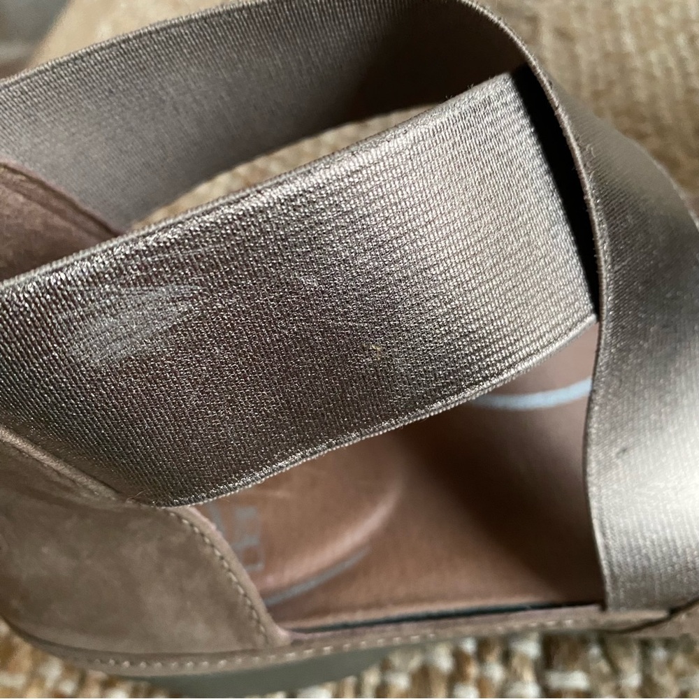 Dansko Laura Nubuck Wedge in Walnut Size 38 - Picture 13 of 13